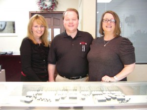 St. Matthews Jewelers in Louisville, KY family photo